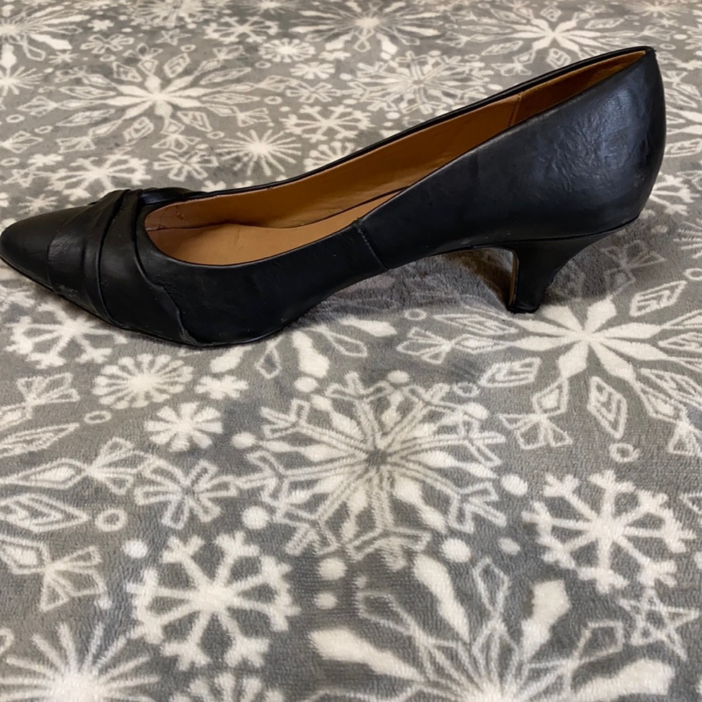 Black designed heels!